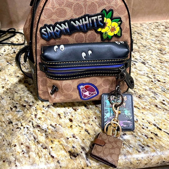 coach snow white backpack